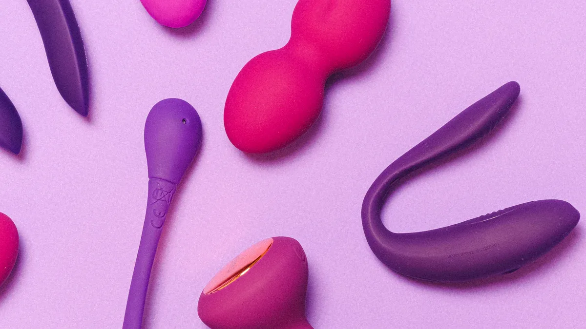 Best Heated Dildos of 2025