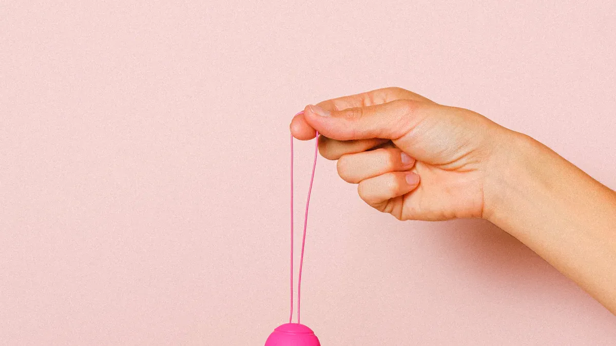 How to Choose and Use Butt Plug Dildos for a Comfortable Experience